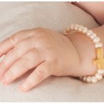 pulsera perlas cruz oro bebe bautizo